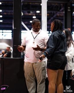 🏀 #CGHRMedia

#NikeNationals

<a href="/NikeGirlsEYBL/">Nike Girls EYBL</a> 

I am always looking to #GrowTheGame

This Young Lady <a href="/KylaMcGhee2022/">Kyla McGhee</a> - Will attend <a href="/UNC/">UNC-Chapel Hill</a> this fall &amp; will make an impact in Sports Journalism &amp; Media....

I had her at my events doing interviews this past year..

<a href="/debbieantonelli/">Debbie Antonelli</a>