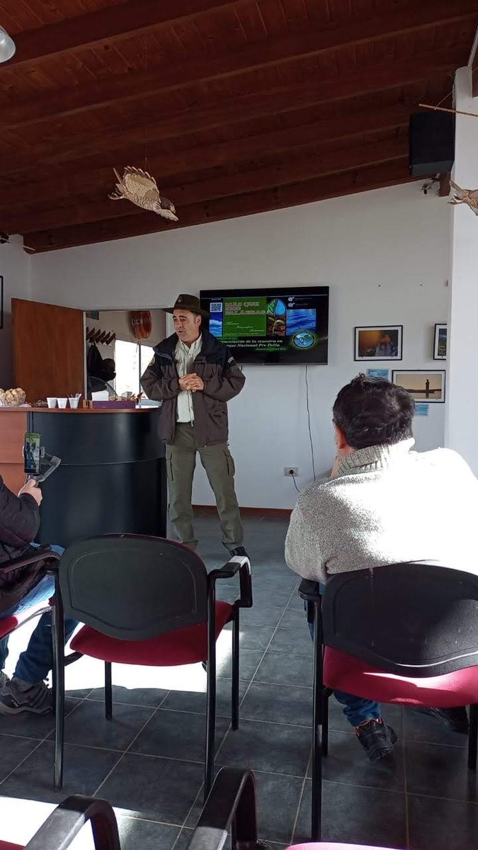 PNPreDelta's tweet photo. Además se sumaron a la convocatoria el Director de Cultura Pablo Markocich, Bomberos Voluntarios y el artista y promotor cultural Víctor Acosta, junto a referentes de Conservación y Educación Ambiental del Parque Nacional Pre Delta Oficial. https://t.co/i1Stnkrqdw