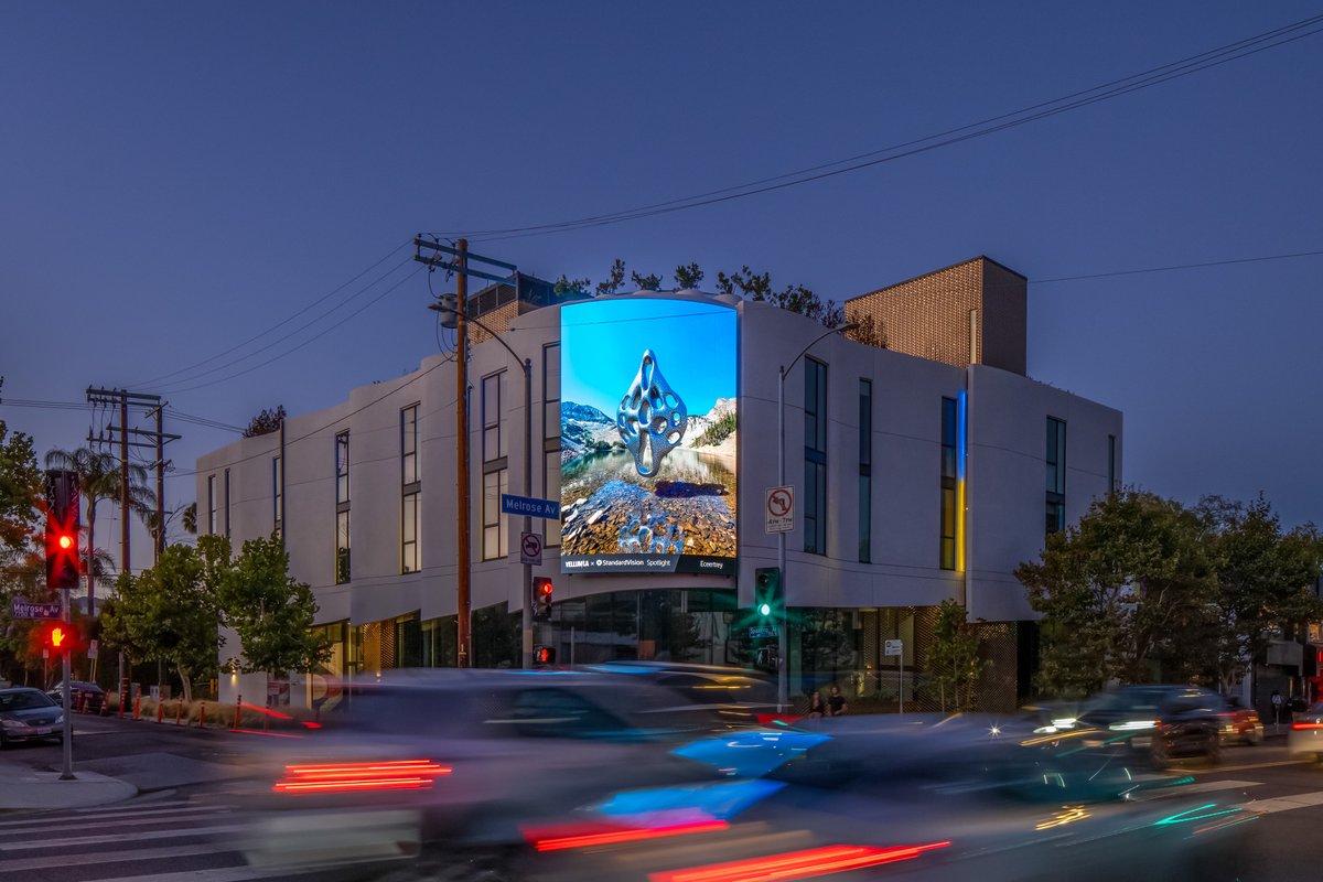 ///… /-\(;|\|[=_\’ …/// ⛰💦💧 
Melrose Ave ⛰️
<a href="/vellumla/">Vellum LA</a> <a href="/standard_vision/">StandardVision</a>