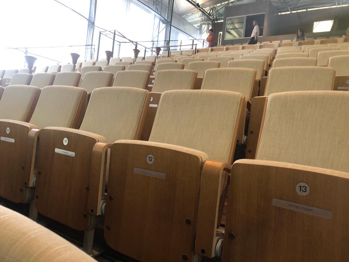 sophie_gilpin's tweet photo. All set for @GarsingtonOpera #OperaFirstCosi. So proud of our covers who all did a brilliant job in our stage & pianos yesterday ๐งก
#opera #OperaDirector #CosiFanTutte #SchoolsMatinee https://t.co/D6q5zMSLjV