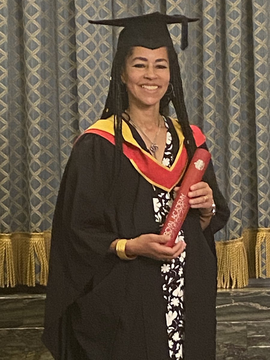thekannehmasons's tweet photo. Triple graduation today @RoyalAcadMusic for Konya, @KadiatuKM and a surprise Queen’s Commendation for Excellence @ShekuKM Celebrating with a sibling recital @wigmore_hall tonight! https://t.co/qVp8TUFKol