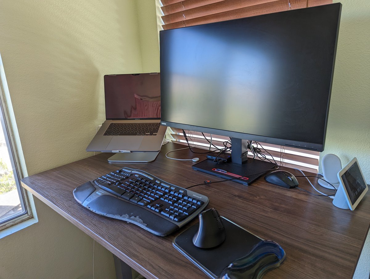cvaidya's tweet photo. Amazing #MyFlexiSpot desk.

@FlexiSpot https://t.co/y8UwthDsZV