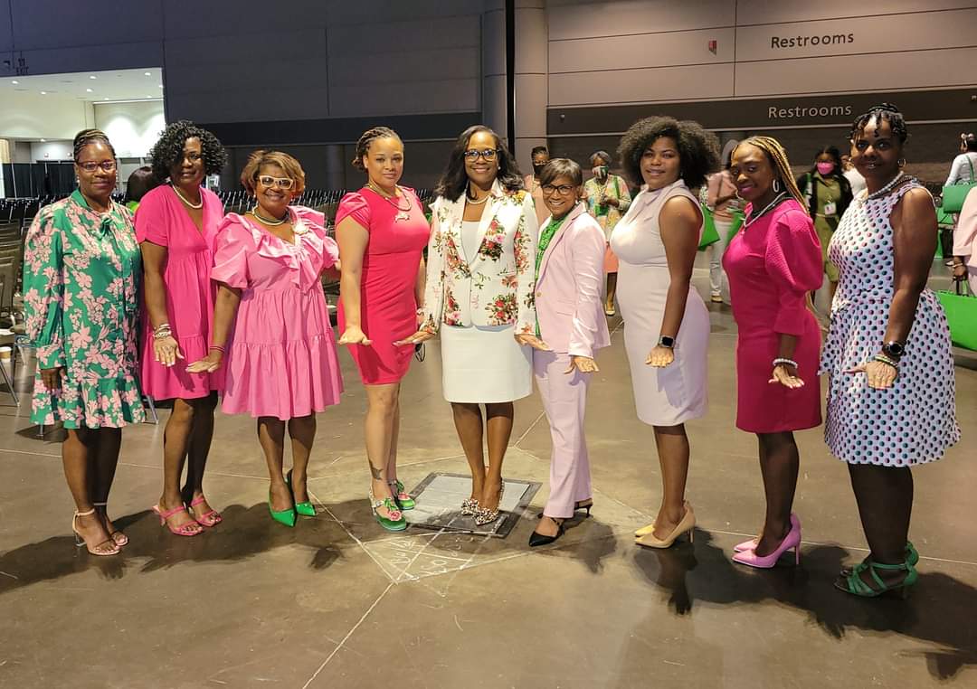 The members of Chi Psi Omega Chapter are attending our 70th Boule' (biannual) Conference held in Orlando, Florida #AKABoule2022 #aka1908 #akaexcellence #akacpo #chipsiomegachapter