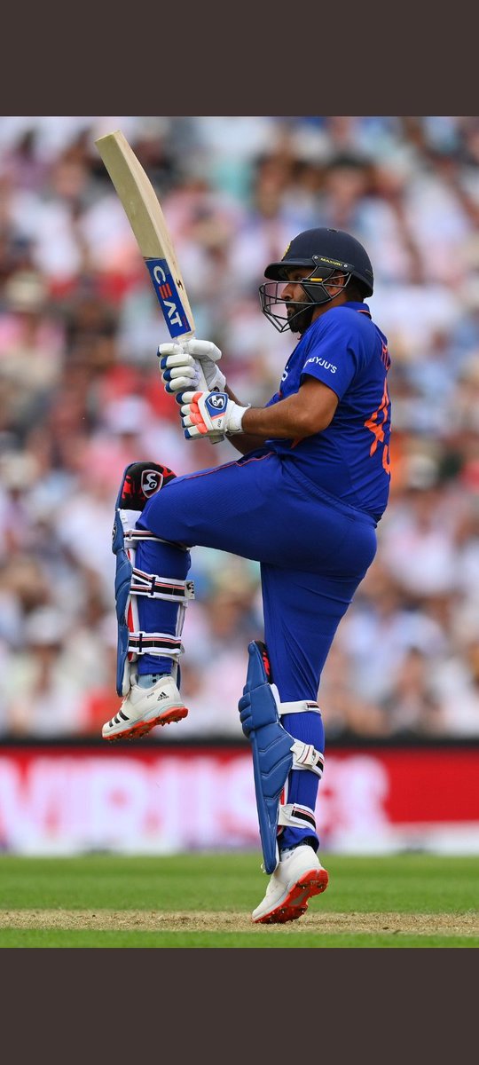 Usrajput3's tweet photo. Yaar ye iski batting kitni #OWSM hai
☺️☺️
Well well well played RO
#Hitman @ImRo45
#RohitSharma
#Pull_shot #INDvsENG
Rt if you are a Rohit sharma fan ❣️❣️ https://t.co/rYWWdxUXxm