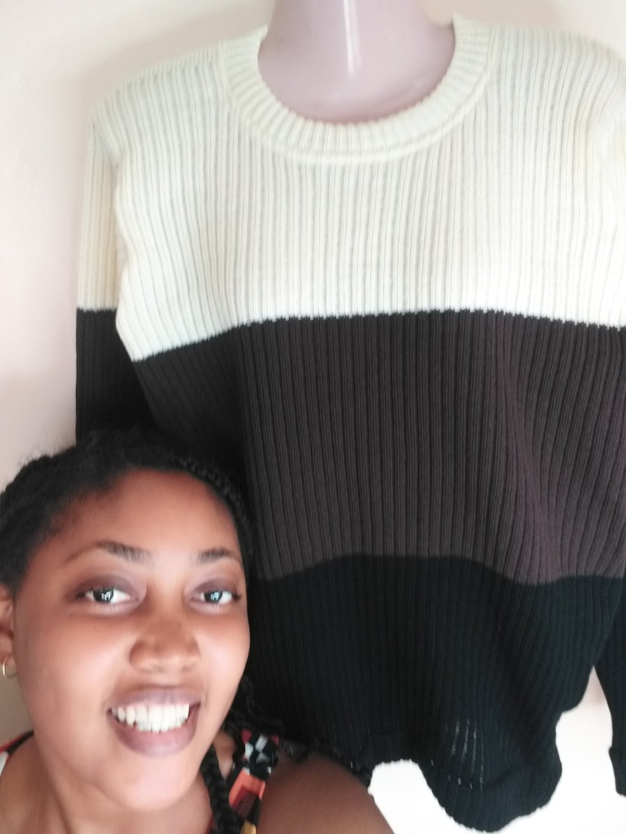 ChiomaCassandra's tweet photo. Me and the work of my hands 😍
#craftqueen #knitting #handmadegifts https://t.co/QOMVXb8tds