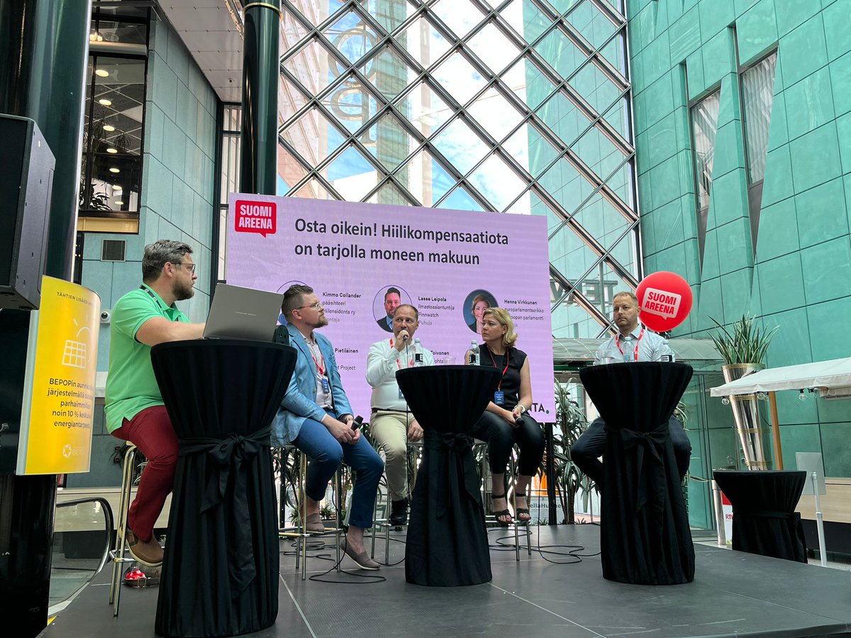 Hieno päivä #SuomiAreena'ssa! Hiilensidonta ry:n paneelissa keskustelimme hiilensidonnan merkityksestä ja kuinka välttää uuden alan sudenkuopat. Keskiöön nousivat hyvän #kompensaatio'n laatukriteerit. Vielä tarvitaan koko alalle yhteistä sertifiointijärjestelmää. #hiilensidonta