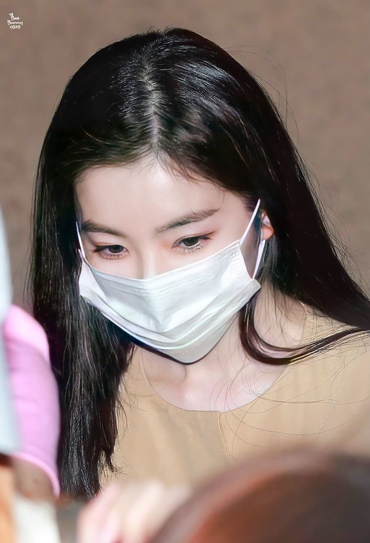 Ireneesource's tweet photo. #아이린 #IRENE https://t.co/voxCTptC33