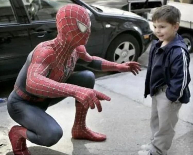 RT @TobeyGifs: Tobey as Spider-Man with Young Fan https://t.co/kP8vI5k5ZP