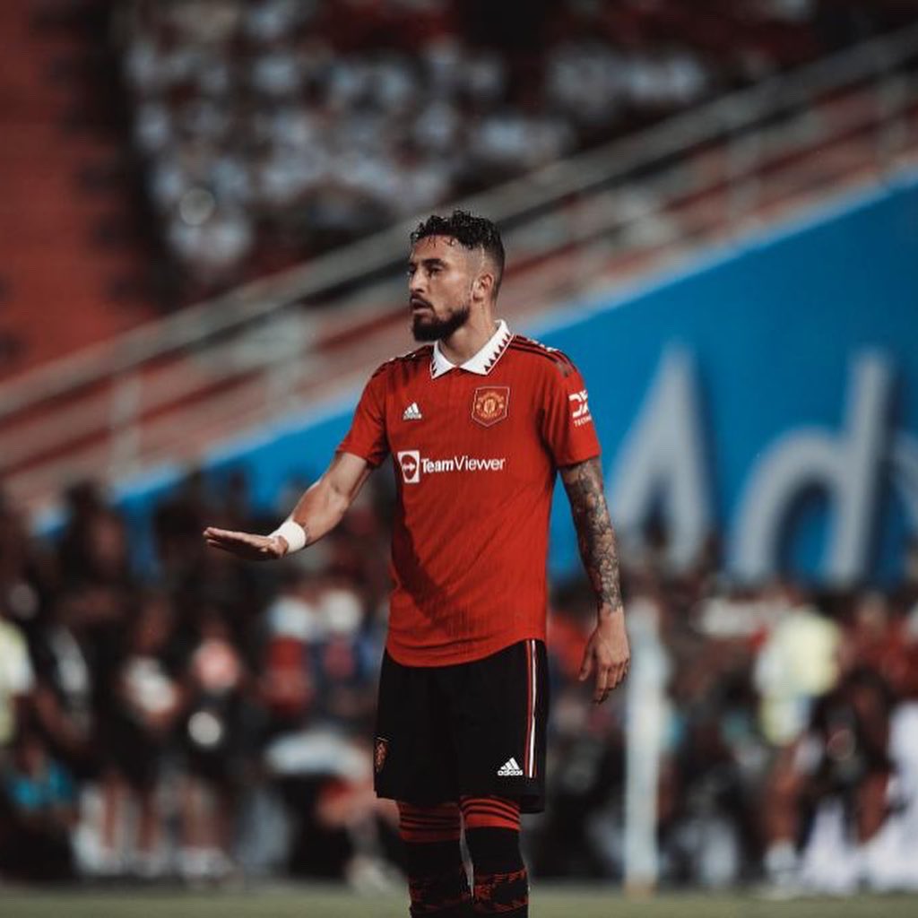 AT13Oficial's tweet photo. Work hard and keep focus 💪🏾🔥 Thank You 🇹🇭🫶🏽 @ManUtd https://t.co/oH0NwgSh7N