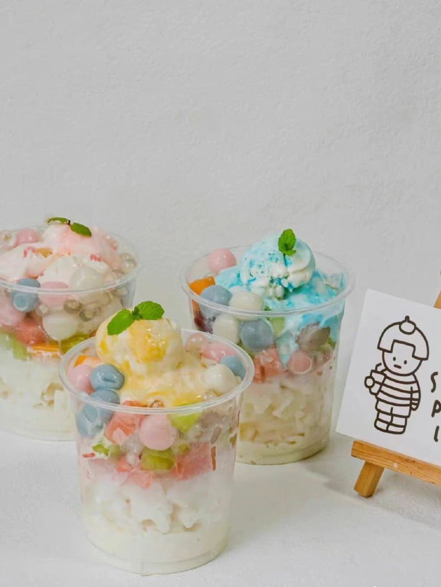 MuttSince's tweet image. The weather is too hot, it's a very happy thing to have milk tea with two girlfriends, I'll make an appointment after the cinema