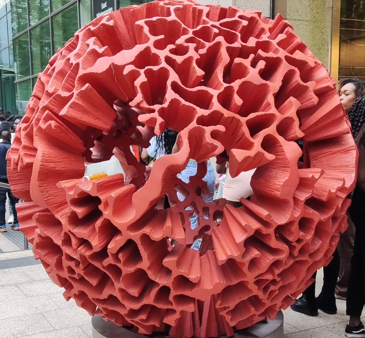 𝐐𝐮𝐚𝐧𝐭𝐮𝐦 𝐧𝐞𝐭𝐰𝐨𝐫𝐤 𝐦𝐞𝐝𝐢𝐜𝐢𝐧𝐞: An article summary, by Plamen Dobrev, based on @Algoritmiq proposed approach to disease prevention.
linkedin.com/feed/update/ur…