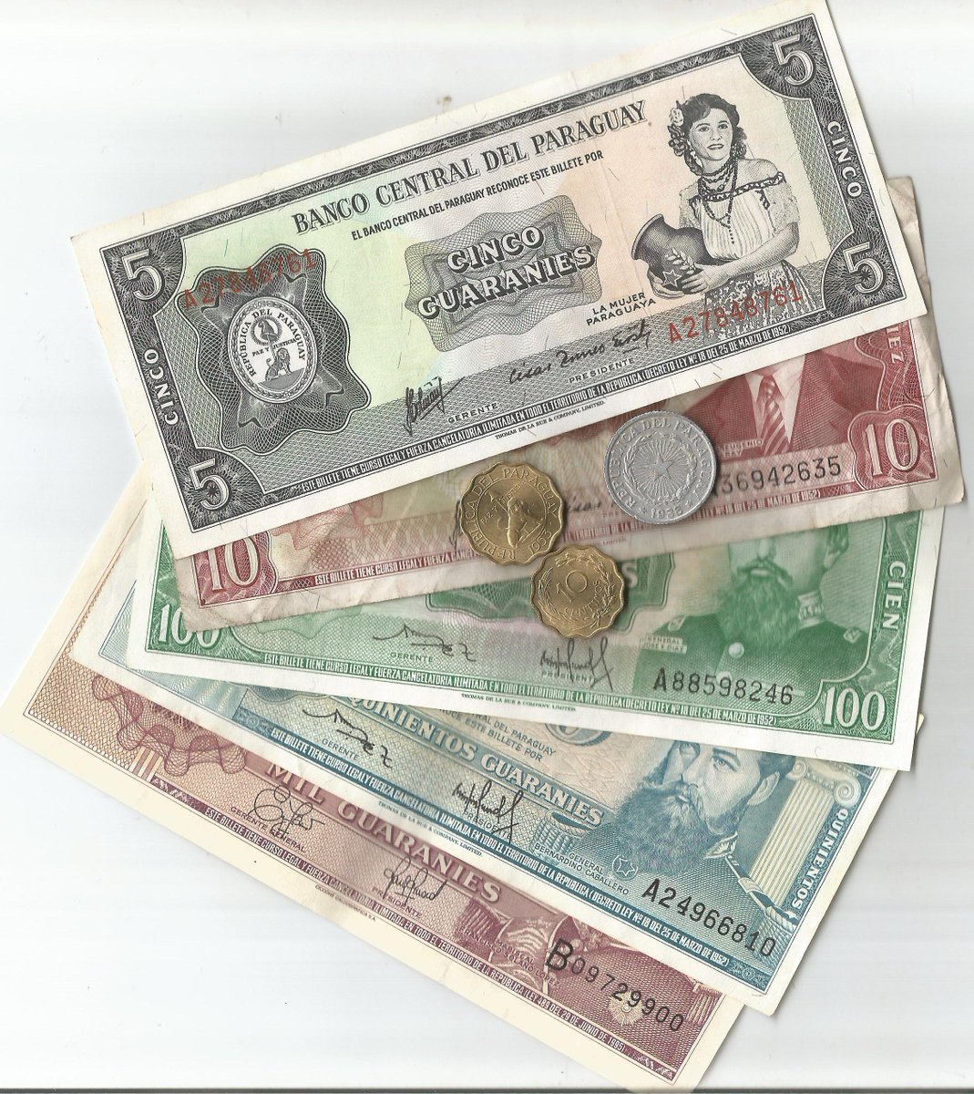 ¡¡Sorteo Numis!!

Sorteo entre mis seguidores este lote de billetes y monedas nacionales, solo deben darle RT y ser seguidores! 
Sorteo el jueves 14/07 a las 20:00 Hs. envío al interior a cargo del ganador/ra.
Suerte a todos!