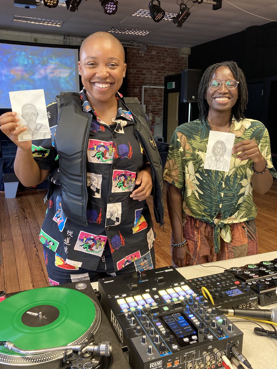 Great scratching workshop ⁦<a href="/MoreMusic1/">More Music</a>⁩ today, one of the participants even drew pics of ⁦@NikNakdjmusic⁩ &amp; Xana!