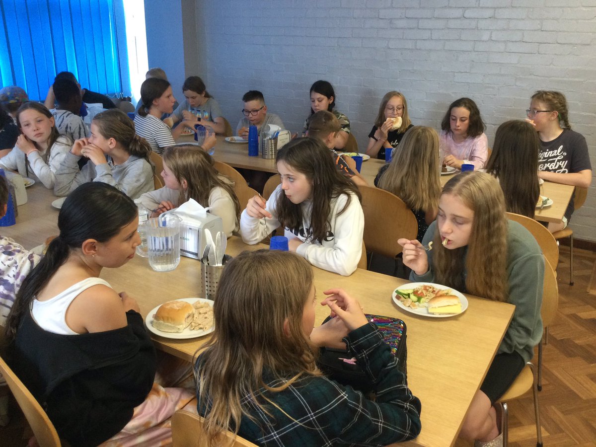 Year 6 residential - lunchtime! 🥪@ElliotFndtn