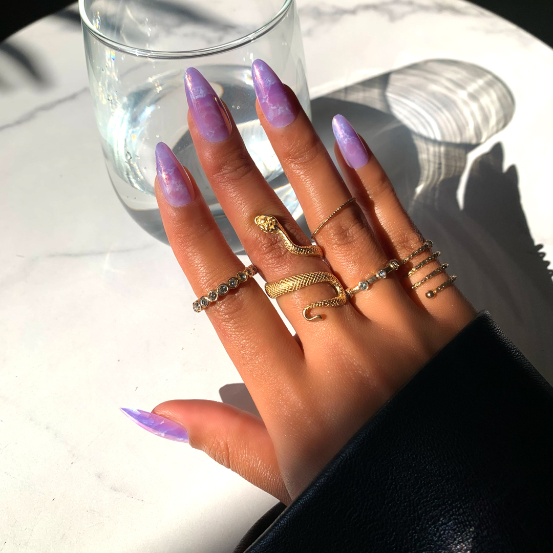 lavaabeauty's tweet photo. WE ARE OBSESSED with our marble nails! They are so easy to apply and wear because of their medium length and almond shape. ππ¦
--
#marblenails #pressonnails #almondshape https://t.co/vX0WTqX2Hp
