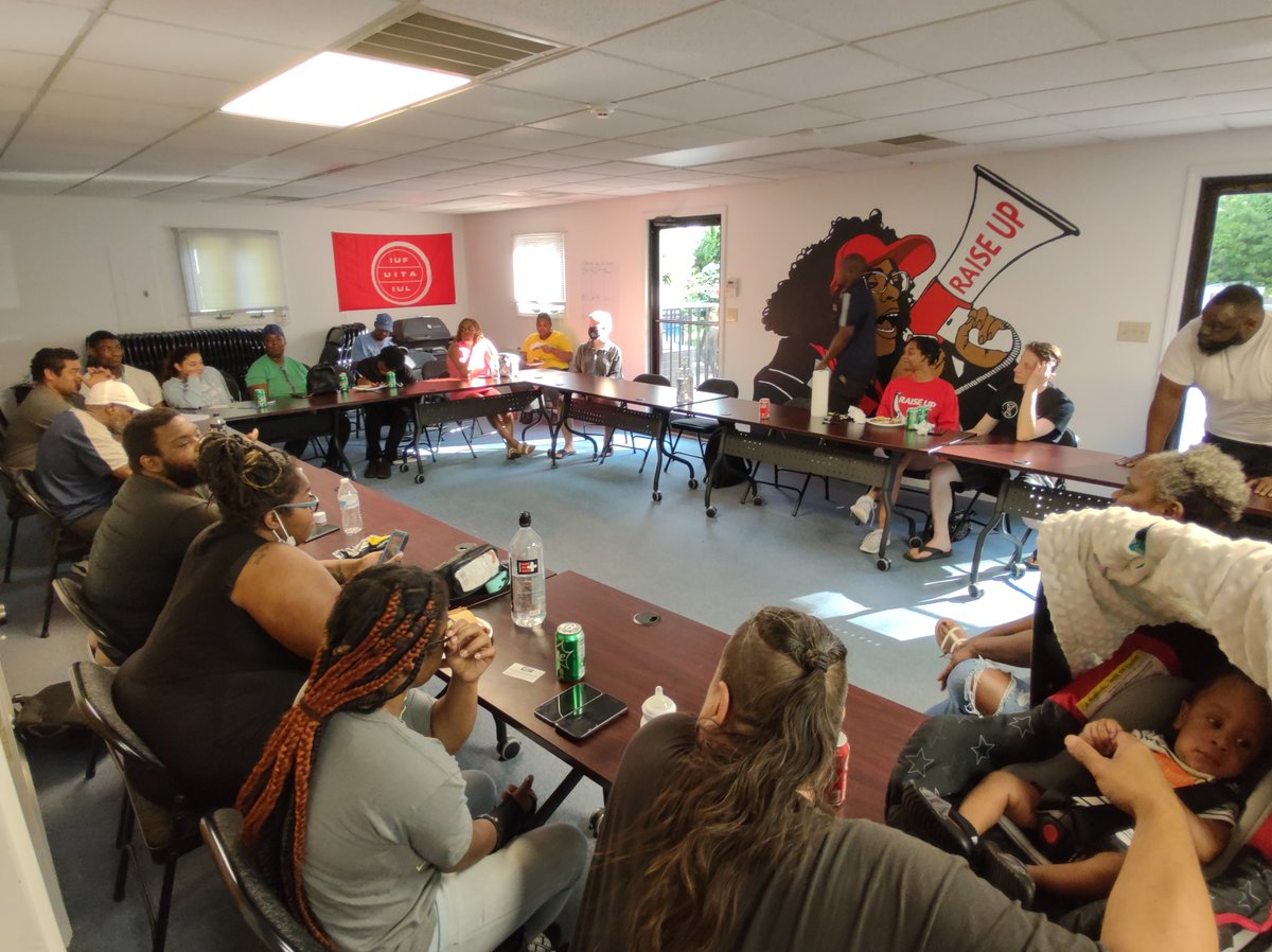 Workers from Walmart, McDonald's and Starbucks, CNAs, delivery drivers and others are all coming together tonight in Durham NC ahead of our first Worker Power Workshop this Saturday 7/16. 

Every worker deserves a union – and together we are organizing the South. #UnionsForAll