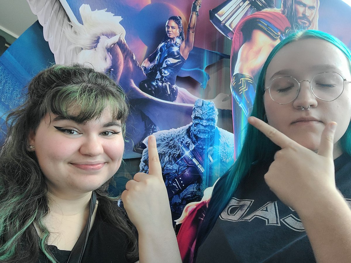 ultimate_hannah's tweet photo. My gf agreed to go see #ThorLoveAndThunder even though she's never seen the other ones. The power of @TaikaWaititi https://t.co/TtAdsnvogp