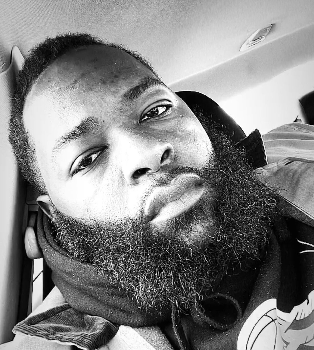 Mr3rThomas's tweet photo. @ksdotlewis #BeardCheck https://t.co/a55ZSqYaZe