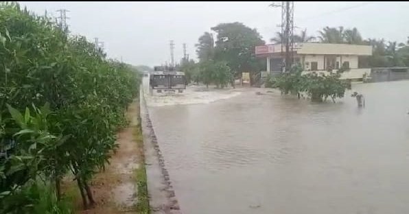 FTejran's tweet photo. @DG_NTA @vipulsinghbhu @ugc_india Can u provide me a boat https://t.co/u4MI2qnBTD