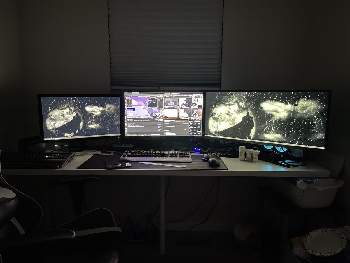 DefinitelyTech's tweet photo. @bitwitkyle Here you go!
1080p 75 Hz
1440p 144Hz
3440x1440p 120Hz
10100F &amp; RX6600 in Salvo Studios S401
Oculus Quest
Ikea 79” desk missing a leg https://t.co/szM7A9y6QA