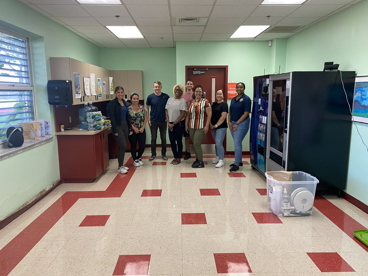 FScottRossMD's tweet photo. Extremely proud of the amazing work being done by @CleveClinicFL and @AmericanHeartFL partnering to help renovate teachers lounges across #BrowardCounty @browardschools as a small contribution for the educators of our next generations. #patientsfirst #schoolsfirst #teachersfirst https://t.co/XfvhvJvqHe