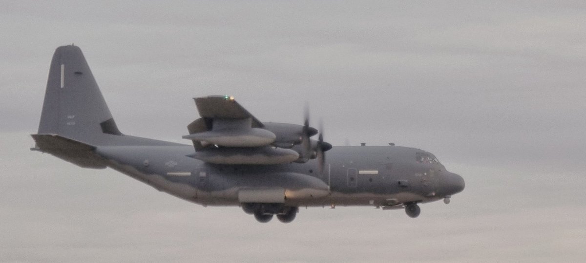 CherokeeDriver's tweet photo. MC-130J ops from the 67th Special Operations Squadron at #Mildenhall.
Night Owls...
#mc130j #mc130 #67sos #avgeek #avgeeks #aviationworld #aviation #aviationdaily #militaryaviation #aviationphoto #aviationpics #dyami @dyami.services #rafmildenhall #usaf #usafe https://t.co/lkX6AImjLY