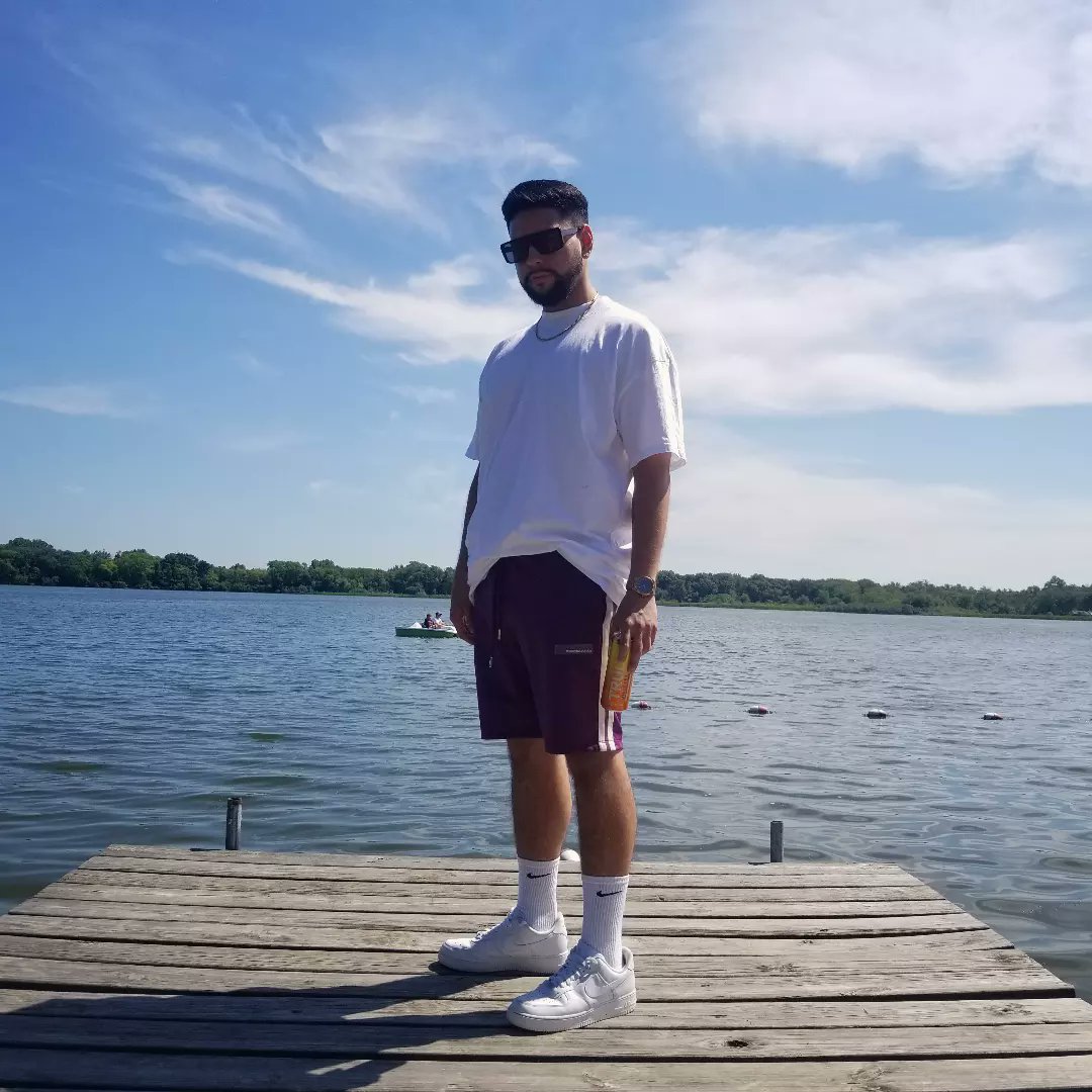 LuiGForeva's tweet photo. "Ain't got no time to entertain no groupie bitch" #ForBetterDayz
https://t.co/W90gqQN0Ie 
-
#luig #luigforeva #luigforever #invested #mixtape #music #rap #rapper #soundcloudrapper #hiphop #hiphopandrap #artist #independentartist #upandcomingartist  #youtube #soundcloud https://t.co/hwePkiwbqU