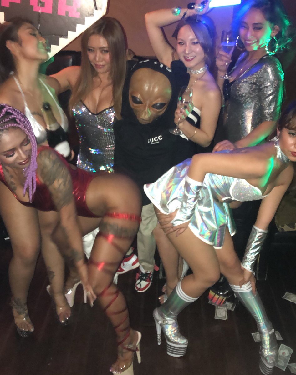 LILMAYO's tweet photo. @elonmusk a photo from the james webb telescope they don’t want u to see: https://t.co/mBy06LIvn6