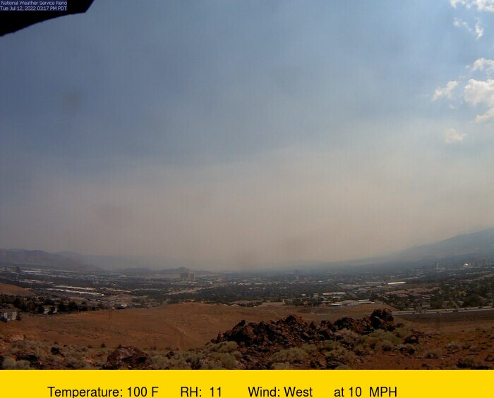 NNPHAQ's tweet photo. Smoke from the #WashburnFire is impacting Washoe County including Reno/Sparks and Incline Village. Moderate to Unhealthy for Sensitive Groups levels of PM2.5 and ground-level ozone are expected. #BeSmokeSmart if the smoke is affecting you, reduce activity and stay indoors. https://t.co/rhS18QeEQp
