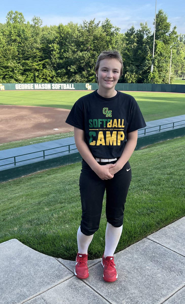 redraiders07sr's tweet photo. Happy 15th Birthday @TarynRainey! Every year we spend your birthday at a nationals trip and this year is no different. I hope you have a wonderful birthday & a great week with your teammates in KCโฆSo proud of you and who you are!โค๏ธ๐ค๐ฅ๐๐๐ #tsizzle #timeflies https://t.co/99qxQjKw4x