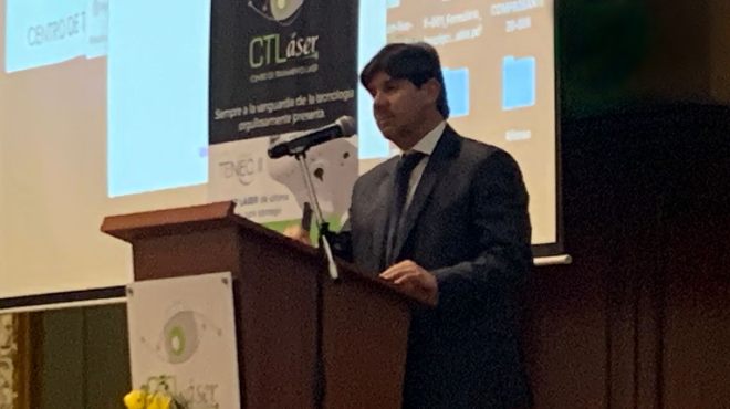 edicionmedEC's tweet photo. #BuenasNoticias La Clínica Sancho presenta su nuevo Excimer Láser para cirugía refractiva.
Es una tecnología “única” en el país.
Los detalles aquí >> https://t.co/POdALHHNdL https://t.co/7EHdH3vt8v