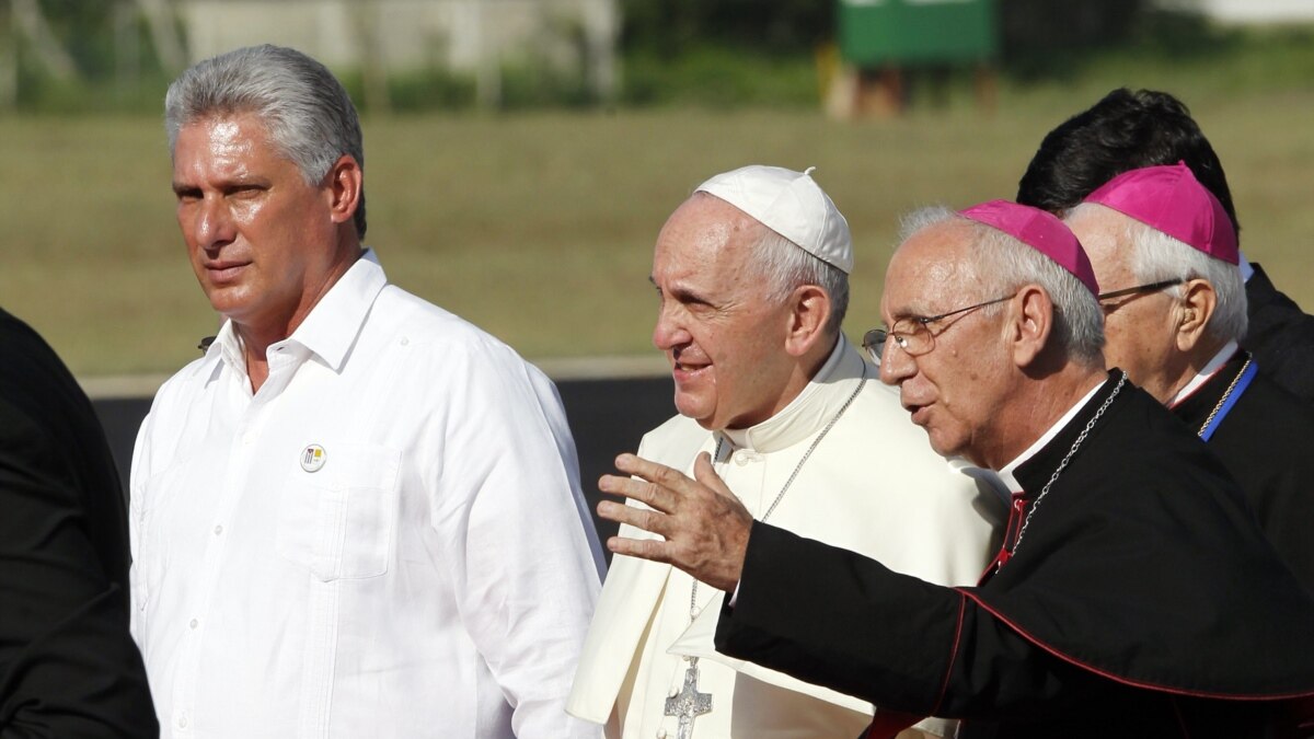 DrRobertoMOjeda's tweet photo. Conmovedoras palabras @Pontifex_es ...“Yo quiero mucho al pueblo cubano. Tuve buenas relaciones humanas con gente cubana y también lo confieso: con Raúl Castro tengo una relación humana... #Cuba es un símbolo, tiene una historia grande, yo me siento muy cercano..." #CubaPorLaVida https://t.co/hJsTAwPgpt