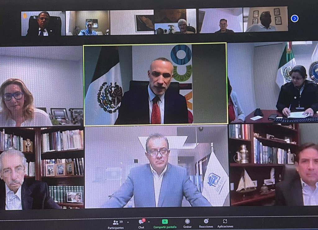 ConsulMexMia's tweet photo. Diálogo @ConsulMexMia @JchaitA con @CAMEINTRAM para sumar alianzas con el sector privado al proyecto de desarrollo de carreteras🚢-corta distancia- entre #México🇲🇽 -#Florida🇺🇸. Impulsamos oportunidades de diversificación comercial y lograr nuevos mercados.
@aancon @Marisaabarca https://t.co/CDmG41baRe