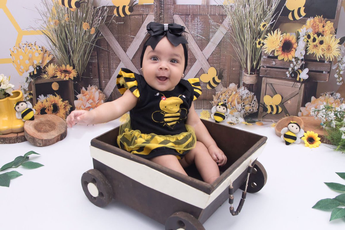 J6_metros's tweet photo. Zero maturidade pra minha abelhinha.
 
🐝💛✨ https://t.co/A5Nyz3uemx