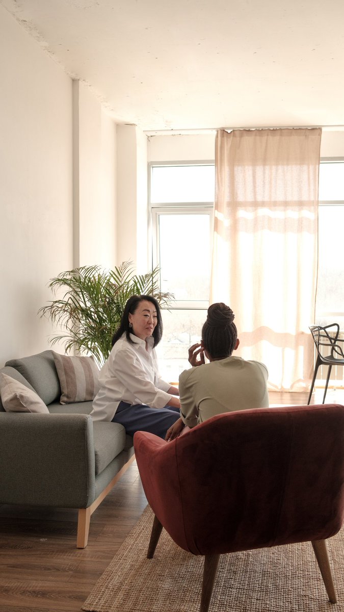 Learn about cognitive behavioural therapy (CBT) and how it could help you: hubs.li/Q01gHcjd0 | hubs.li/Q01gHfLh0

From our Psychotherapist- Marie-Maude P.Sottile BA Psyc, MA, RP