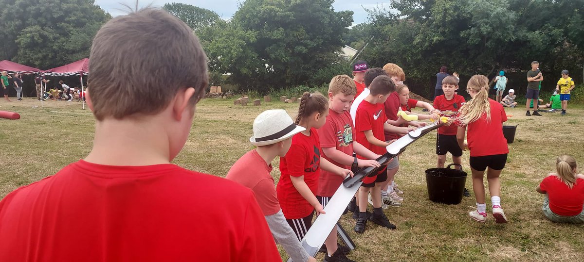 ysgolyddraig's tweet photo. #YYDyear5 brilliant teamwork and concentration needed to succeed at our #YYDsportsday Thank you too @ForcesFitness for a variety of fun activities #YYDachieve #YYD challenge #YYDenjoy https://t.co/GN1qWuqySB