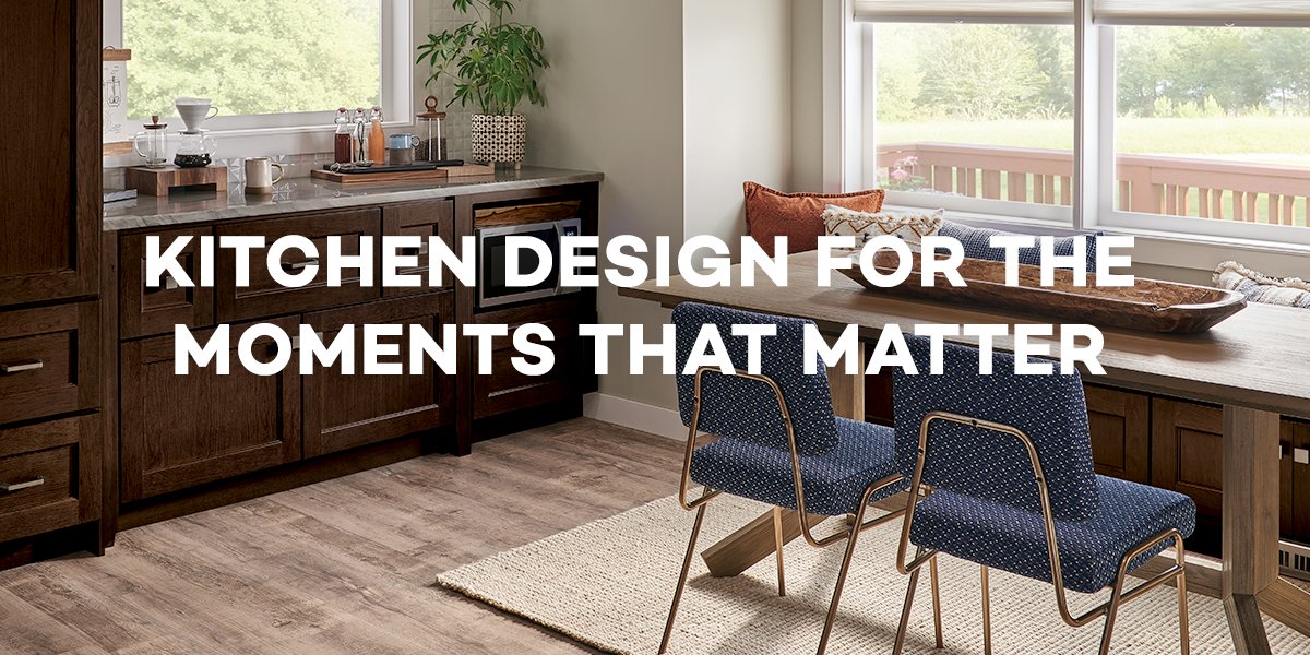 KraftMaid's tweet photo. Good design goes beyond function – it helps you create moments in your home. From enjoying a quiet cup of coffee to sharing a meal or laugh around the table, the right kitchen design perfectly suits your family’s life. See more ways to define your space: https://t.co/aLzLNJZcMF https://t.co/D6rbHLZRh5