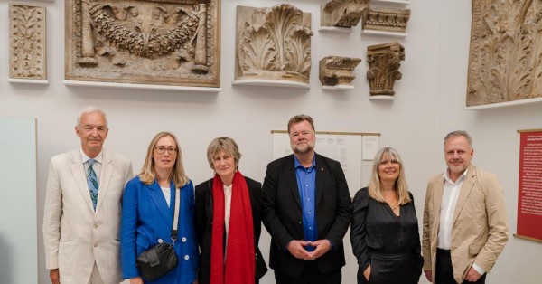 PelleRecruiter's tweet image. 🎨 Grimshaw launches foundation to ‘support, empower and inspire’ the young | News | Building Design 

#Grimshaw #SarahWigglesworthArchitects #BartlettSchoolofArchitecture #InclusiveDesign #BuildingDesign tinyurl.com/27u53x89