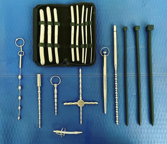 Dom Yoo Aka Danika’s pics and videos