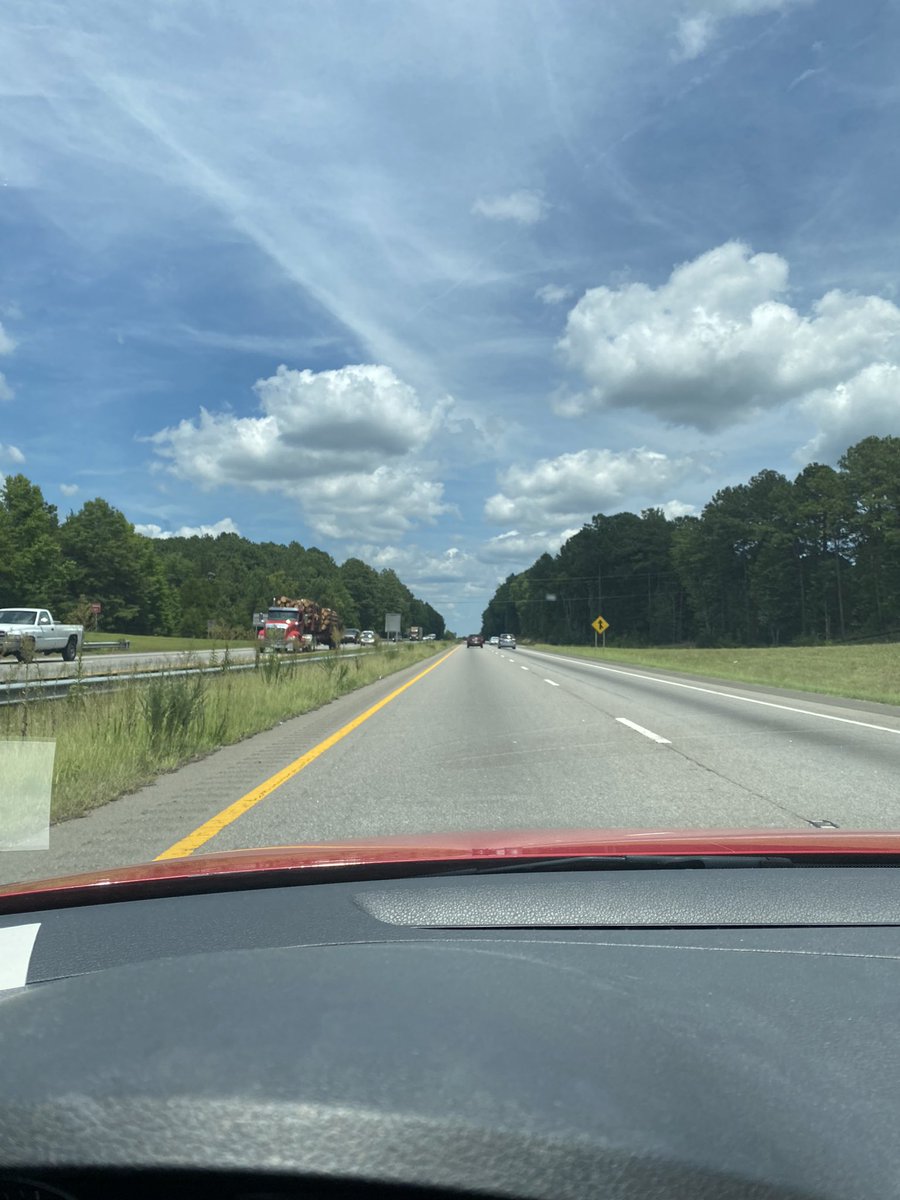 bretterickson25's tweet photo. #AAPM2022 here I come (a couple days late, I know)! But hopefully there is still stuff to learn, people to see, and fun to be had! #medphys https://t.co/S69AHGjSFc