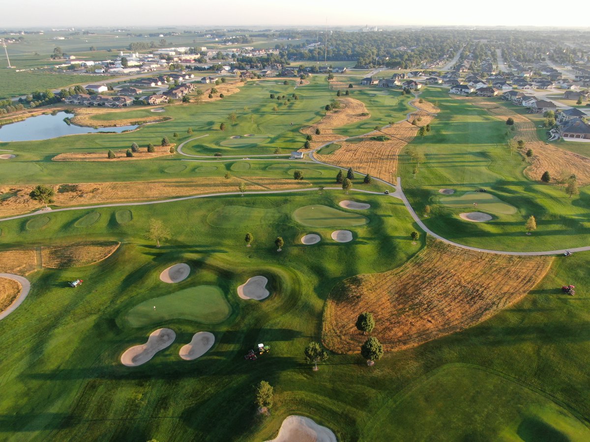 Ridgeturf's tweet photo. Learning how to #FlyDrone at @RidgeGolfClub Few good pictures of Front-9 @RidgeFescue @ridgegrounds @DougRoseberry https://t.co/JDjcWYMgcp
