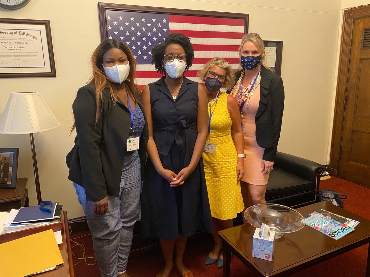 DrSarahEpplin's tweet photo. Advocating with Rep Lauren Underwood.  ⁦@IAASEleads⁩ ⁦@casecec⁩ https://t.co/mqOCxq5Ekd