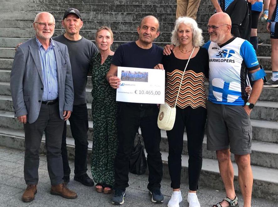 Warmlopers Zwolle lopen maar liefst €10.465 bij elkaar voor De Bres. “Dank ook aan de inspanningen van de loopgroep van de Bres. Zij hebben aan de 4 Engelse Mijl meegedaan en twee weken later ook nog aan de Westenholterun.” Lees hier verder: debreszwolle.nl/index.php/nieu…