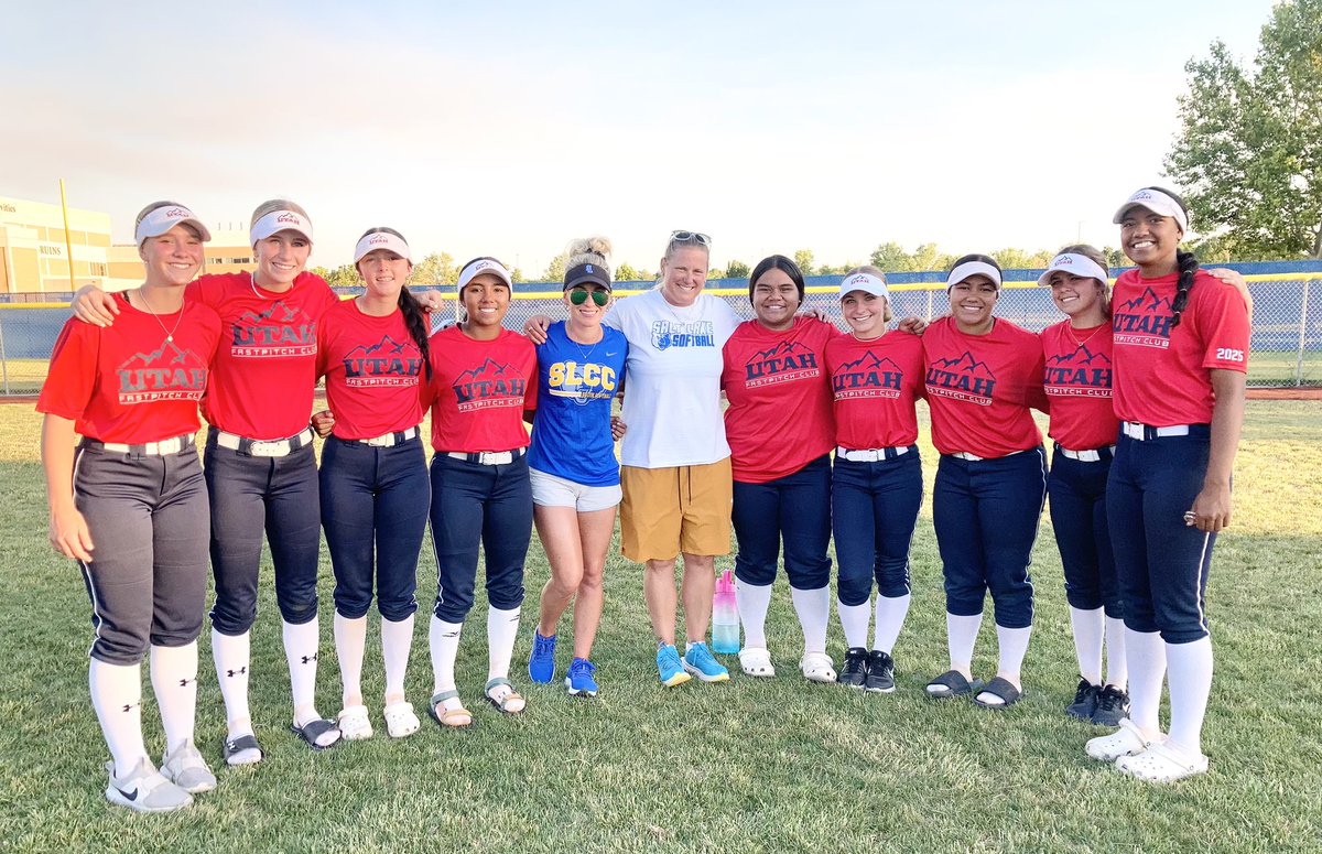 UFC_2024_2025's tweet photo. Good times at Day 1 of the SLCC Island Grind🥎Camp! There’s always something to learn and continuous improvement is the goal. Thank you @SLCC_Softball! #utahfastpitchclub #goUFC #exposure #opportunity https://t.co/F2J2RUlzh1