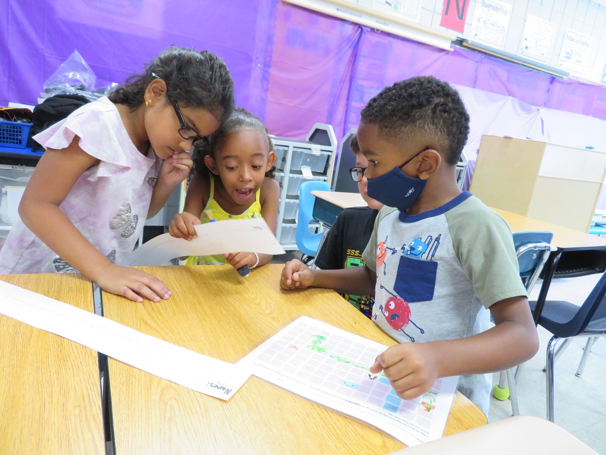 Nyack_Schools's tweet image. #SummerLearning phrase of the day: Programming Algorithm - a procedure or formula used for solving a problem. Ss team up to write a sequence that helps the “Ruby” find her friends w/this fun #offlinecoding activity. #SummerLearningWeek @NYSEDNews @hellorubyworld @CintronLizzette