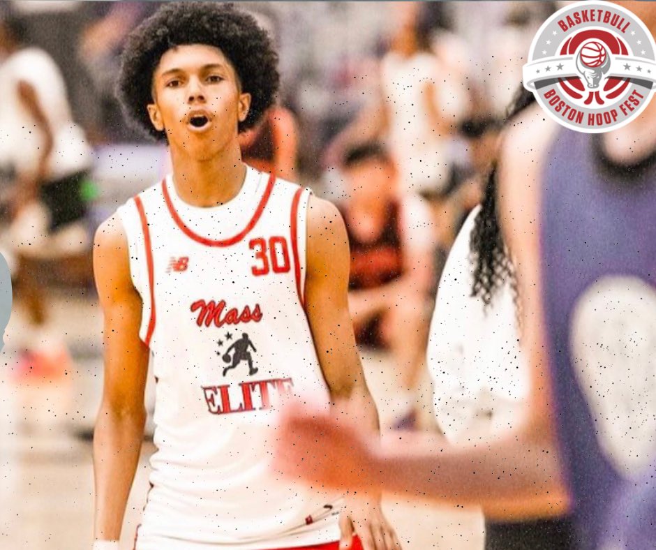 NEElite_Vault's tweet photo. 2023’s Andrew Blunt (@AndrewBlunt_14) from @BedfordBball played arguably his most consistent play of the Spring/Summer @BasketBullhoops #BostonHoopFest. Hitting shots, attacking the rim and showing off his length https://t.co/UhKqgmTeAP