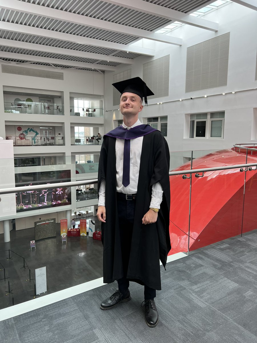 winniepukki's tweet photo. Feeling extremely proud and overwhelmed after graduating in BSc Software Engineering from @SolentUni. Thanks to all teachers and University staff members for organising such an inspiring event! See you soon!!🤍🥰 #graduation #classof2022 #wearesolent #solentalumni https://t.co/she3KPjGp5