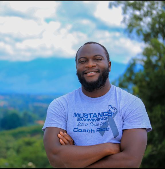 NimpurraAmooti's tweet photo. Sergio will be in the studio tomorrow let's talk about music , career and life outside music @VoiceofToro from 4pm #AfricanBeat with @BIGDaddyAmooti @IsmailKagondi @mwebembezi_fred @Ella_TheQueen @omubwati256ug @Irumbajoseph1 https://t.co/xuP89MV3cH