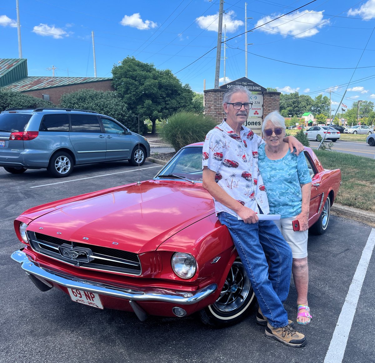 StateFarmJean's tweet image. Did you know State Farm can insure your classic car for its true value? Lyndon came into the office today to insure his new ride, a 1965 Ford Mustang! #statefarm #classiccar #mustang