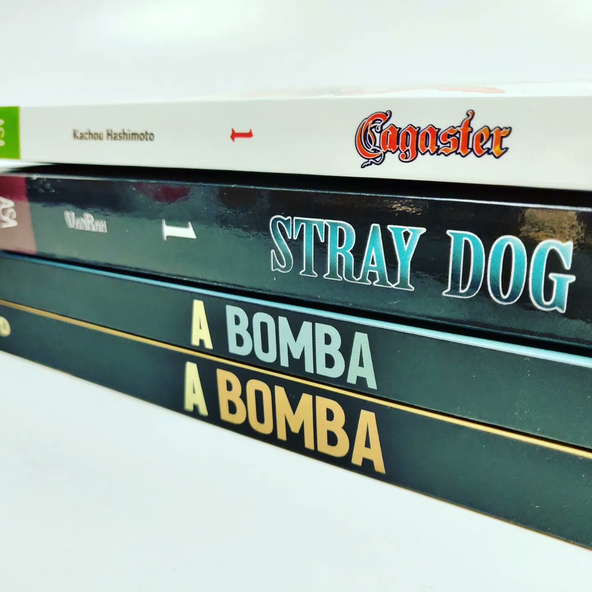 OtakuPT's tweet photo. Qual querem ver primeiro? Stray Dog e Cagaster pela ASA ou A Bomba pela Gradiva
#mangaportugal #mangainsta #bookstagram #gradiva #editoraasa #straydog #cagaster https://t.co/lwdYpEBOAS